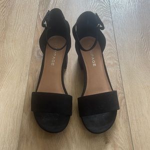 Trendy Black Heels